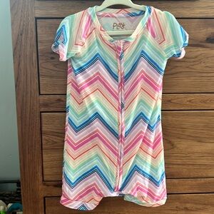 Little sleepies play